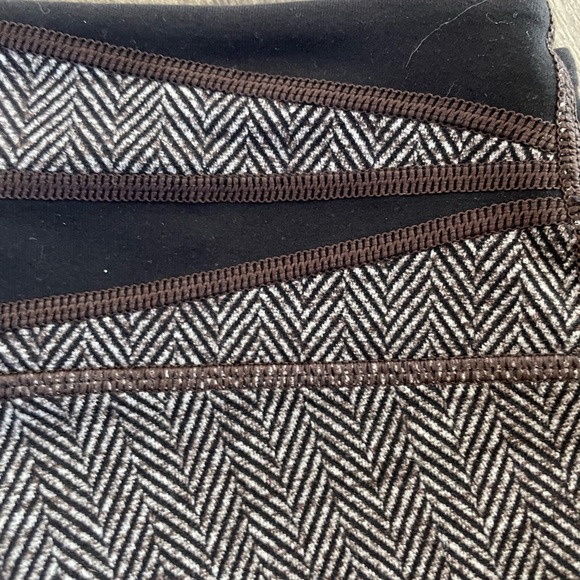 Lululemon new wunder under size 6 brown black - Picture 3 of 3